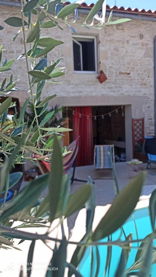 Belle Chambre D'Hote Pour 2 A 4 Personnes Apartment Chef-Boutonne Exterior foto